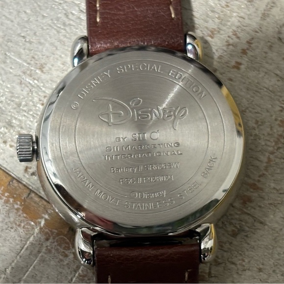 Rare In Box❤️Disney Lady and the Tramp 50th Anniversary Watch - Picture 4 of 7